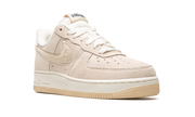 AIR FORCE 1 '07 SE MNS WMNS "Phantom / Sanddrift Fleece" DQ7583 001