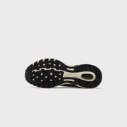 Nike Air Pegasus 2K5 - Light Khaki / Metallic Silver